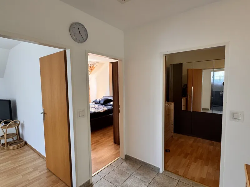 Doppelhaushälfte in Gramatneusiedl – 4 Zimmer, Klimaanlage, Solaranlage, Garten, Terrasse, Stellplatz!