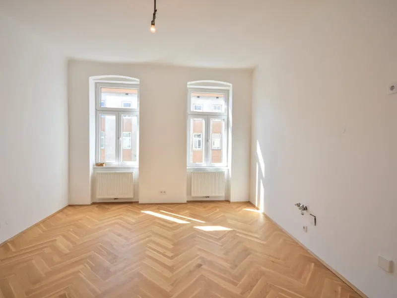 Sofort Bezugsfähig: Sanierte 3-Zimmer-Altbauwohnung nahe dem Clemens-Hofbauer-Park