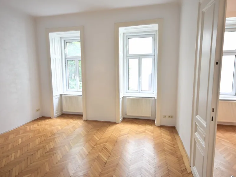 Schöner 3-Zimmer-Altbau in Hofruhelage