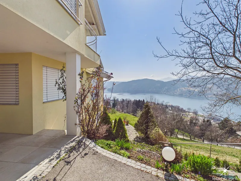 Panorama-Residenz Millstatt: Wo Wohndesign auf grenzenlose Freiheit trifft. Exklusives Anwesen mit Seeblick.