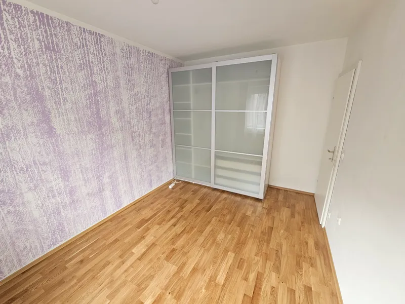 Barrierefreie zugängige 2 - Zimmerwohnung mit großem Balkon und Tiefgaragenplatz in beliebter Wohngegend 