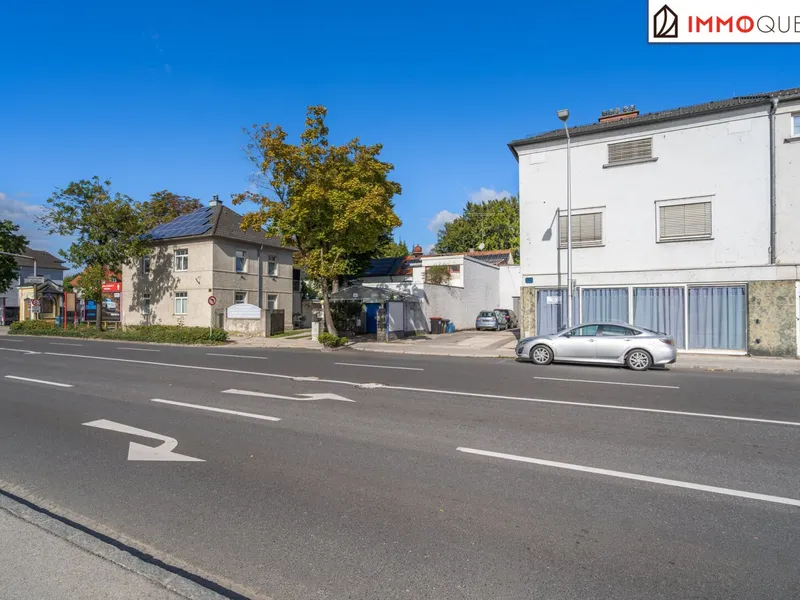 Wo Wohnen und Arbeiten zusammenfinden - Vielseitiges Wohn- und Geschäftshaus mit großzügiger Terrasse, Werkstatt, Garage und flexiblen Nutzungsmöglichkeiten in Wels