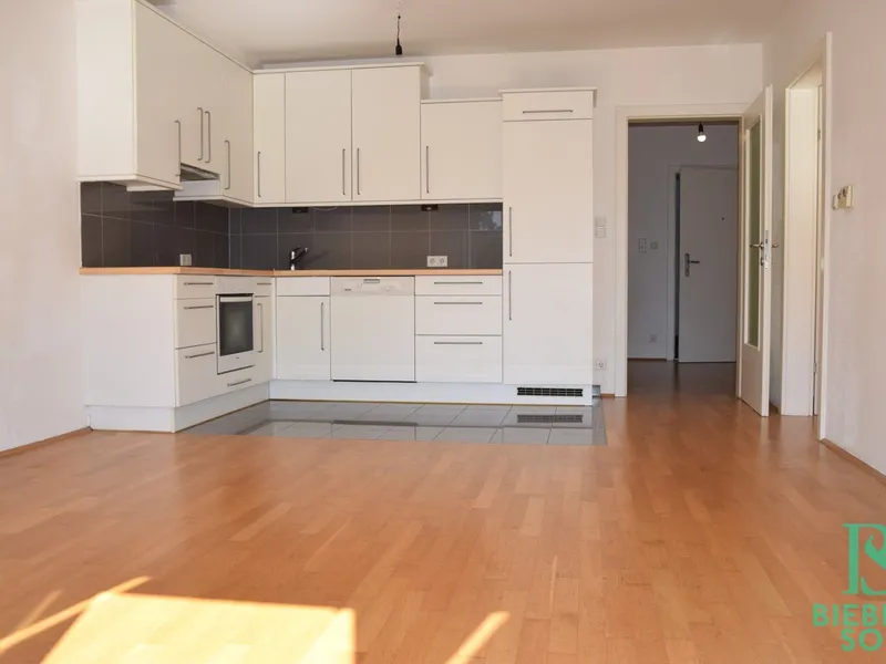 Sonnige, perfekt ausgestattete Wohnung mit Südbalkon in Hietzinger Cottage-Lage