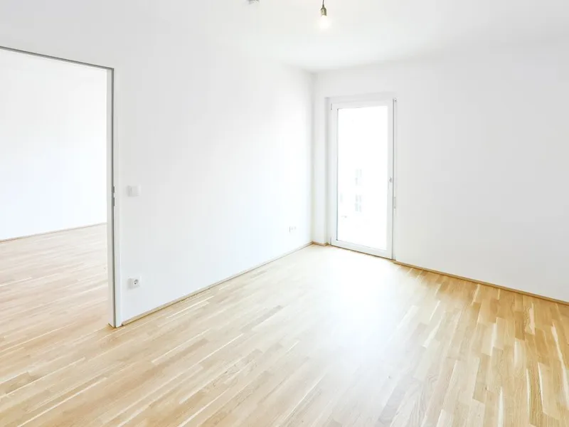ab Jänner: 2 Zimmer Gartenwohnung in den Innenhof in absoluter Ruhelage!