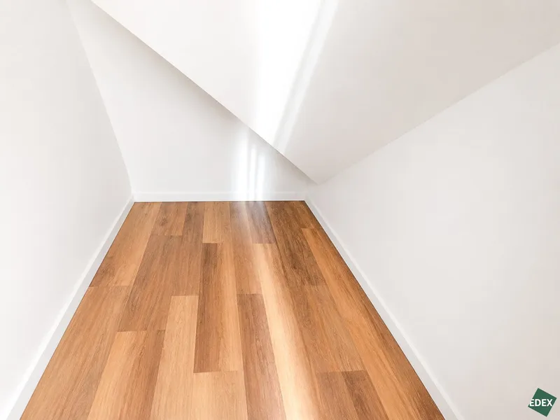 Exklusive Dachgeschosswohnung nahe Schönbrunn | 3 Zimmer möglich | U4 in 100 m