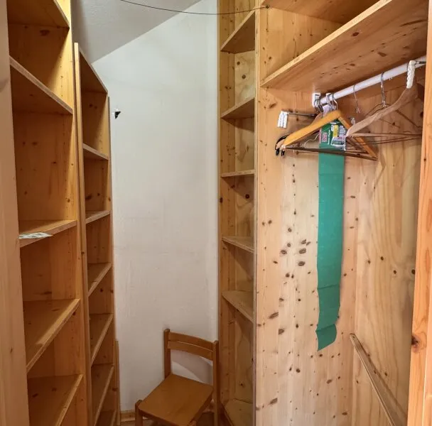 Einfamilienhaus mit Garage, Carport, Pool und Sauna in Bad Fischau-Brunn