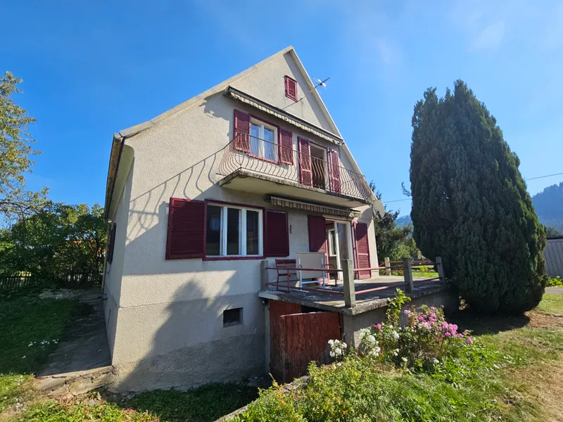 Einfamilienhaus mit Potential auf schönem, ebenem Grundstück 
