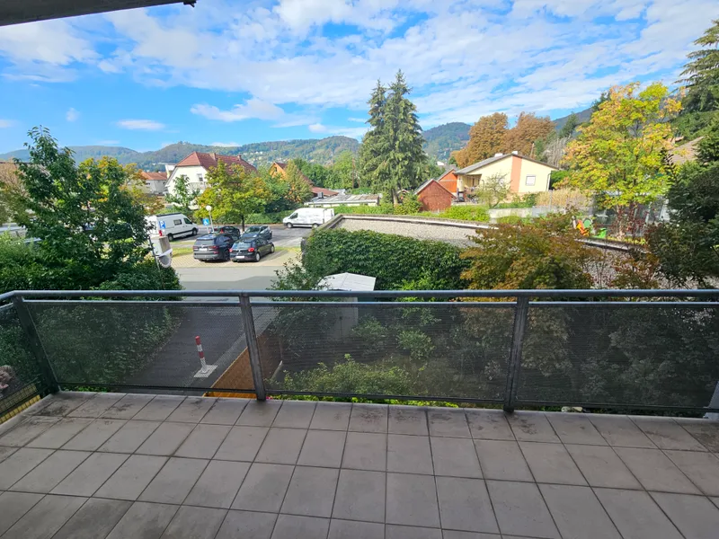 Barrierefreie zugängige 2 - Zimmerwohnung mit großem Balkon und Tiefgaragenplatz in beliebter Wohngegend 