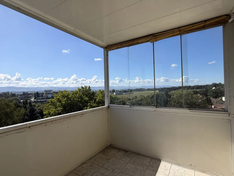 Sanierter ERSTBEZUG mit Balkon, toller Aussicht und hervorragender Verkehrsanbindung