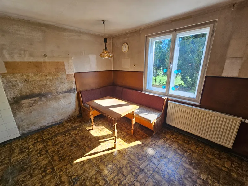 Einfamilienhaus mit Potential auf schönem, ebenem Grundstück 