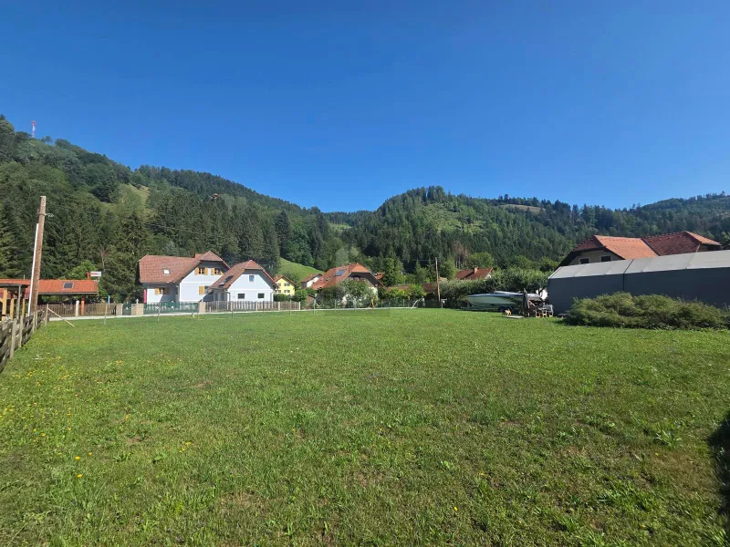 Preisreduktion! LETZTE GELEGENHEIT, VOLL ERSCHLOSSENES BAUGRUNDSTÜCK MIT 1.266 M² 