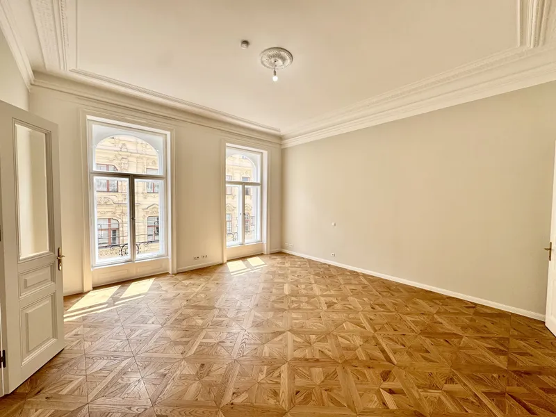 BOTSCHAFTSVIERTEL / BELVEDERE: repräsentativer Altbau - Erstbezug nach Generalsanierung