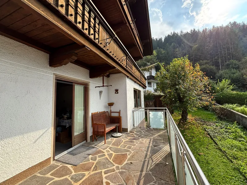 Hart im Zillertal- Haus am Waldrand mit Aussicht und Gestaltungspotenzial