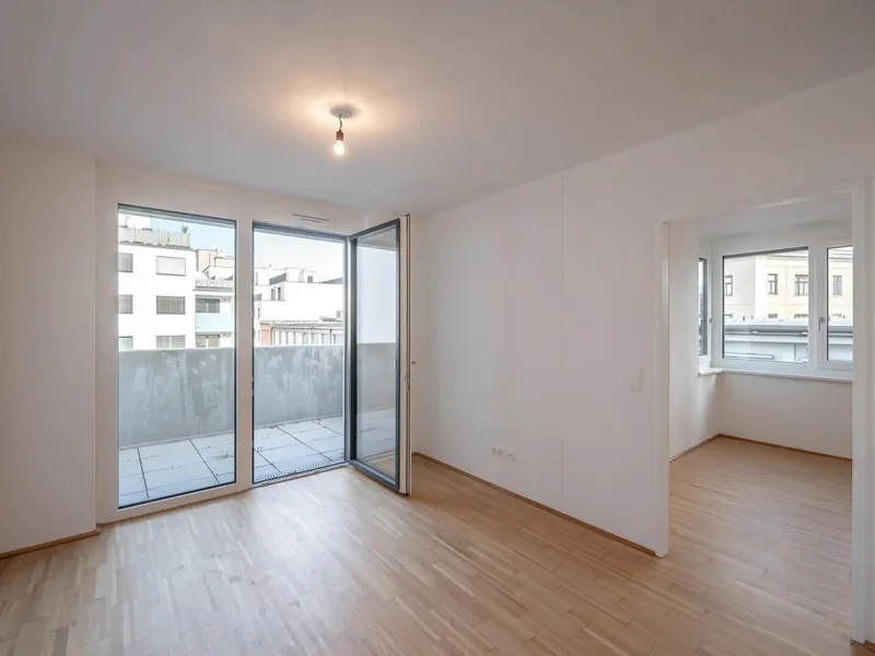 Helle und moderne 3-Zimmer Wohnung mit Loggia