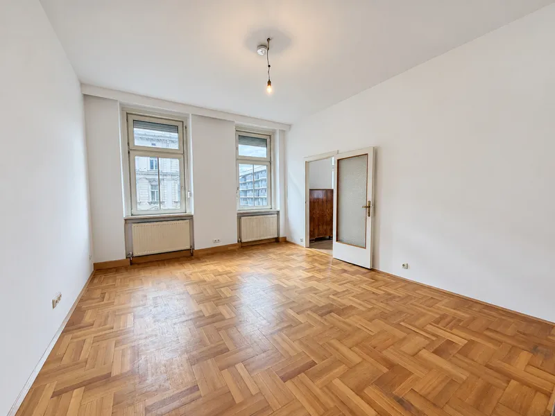 Wunderschöne 2-Zimmer Altbauwohnungen in zentraler Lage – Landgutgasse 27!