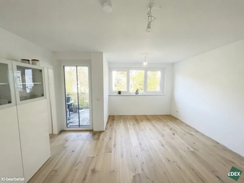 Helle 2-Zimmer-Wohnung mit Balkon nahe der U3