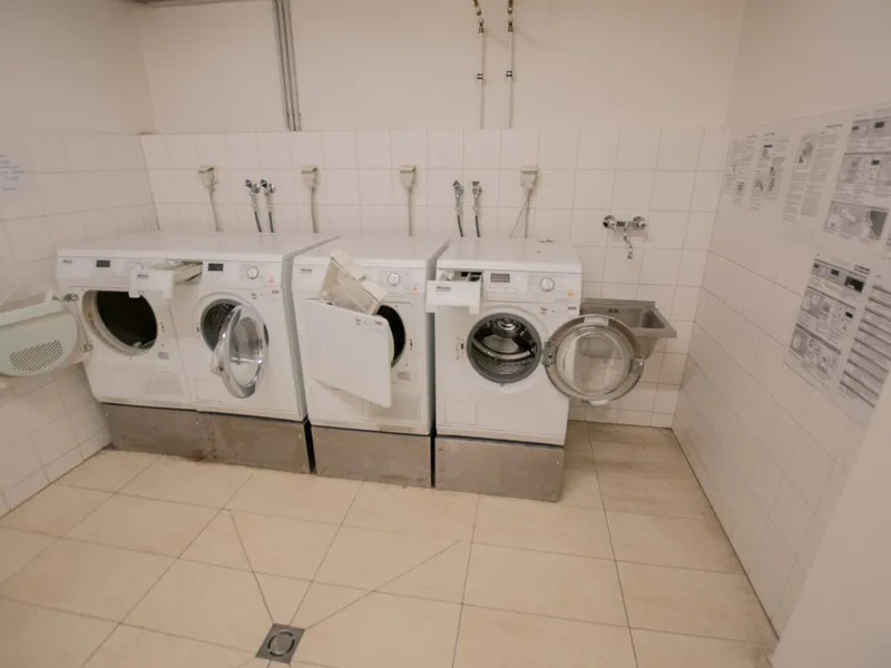 Helle 2-Zimmer Wohnung mit Balkon nahe S-Bahn Jedlersdorf