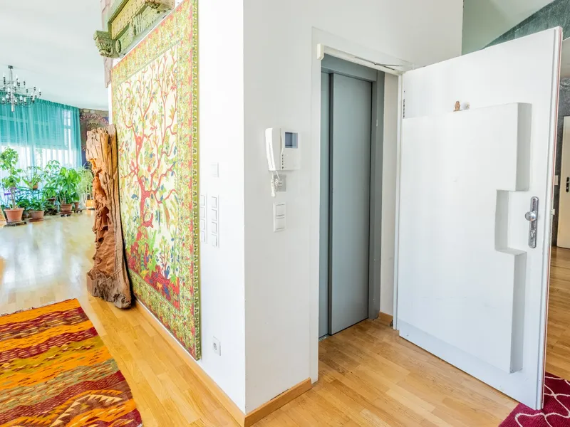 Penthouse mit direktem Liftzugang im 7. Bezirk