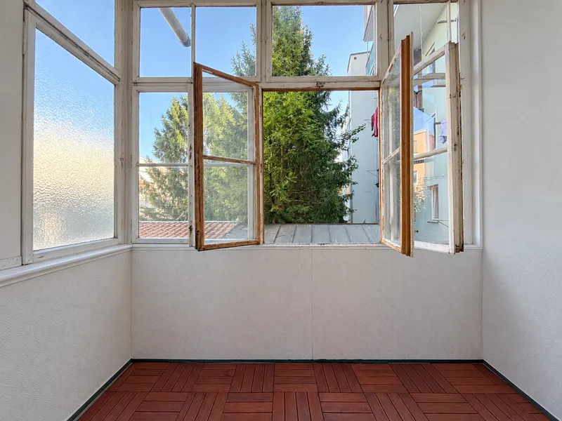 Kliniknah & zentral – Attraktive, sanierte 2-Zimmer-Altbauwohnung in Innsbruck