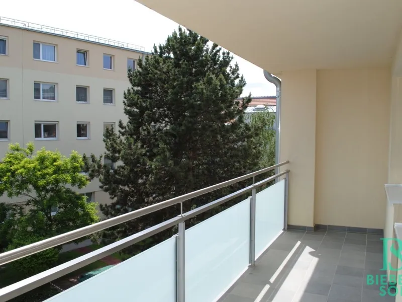Großzügige Wohnung mit Loggia in ruhiger Lage im Zentrum von Baden