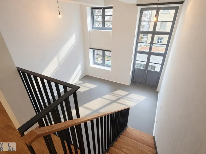 Zeitlose Architektur neu interpretiert: Exklusive Maisonetten im revitalisierten Wahrzeichen Floridsdorfs