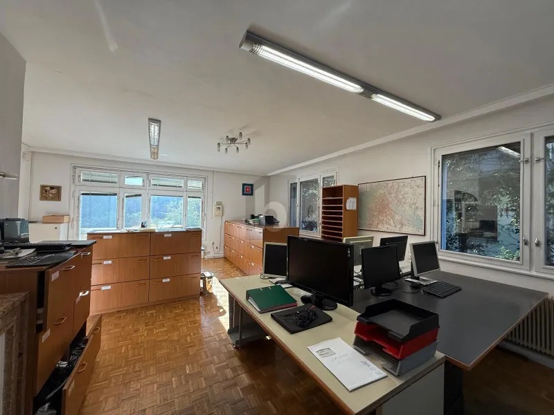Preisreduktion! BÜRO MIT BALKON IN RUHIGER LAGE - ALL INCL.
