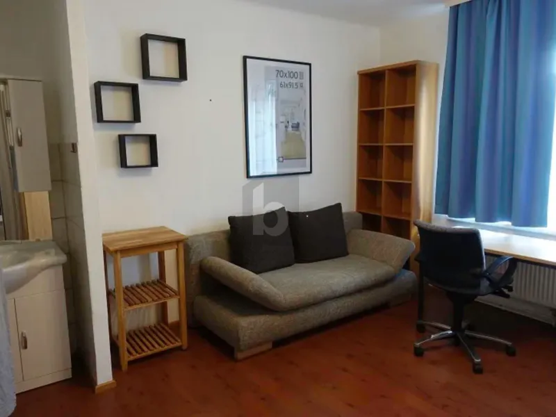 STUDENTENWOHNUNG DIREKT AM KREMSER BAHNHOF 