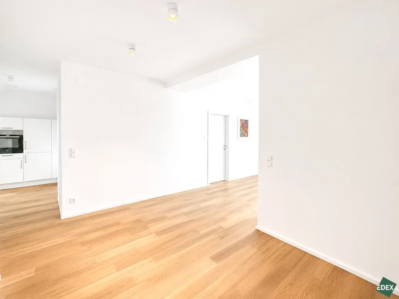 Exklusive Dachgeschosswohnung nahe Schönbrunn | 3 Zimmer möglich | U4 in 100 m
