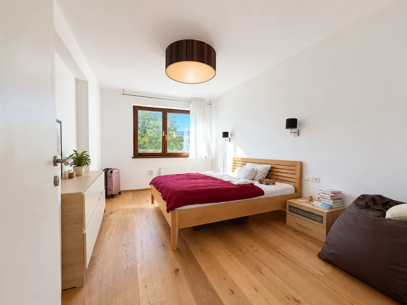 Tolle 3 bis 4 Schlafzimmer-Wohnung in zentraler Lage von Völs!