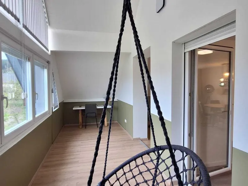 Vollmöblierte Wohnung mit Garten & Bergpanorama!