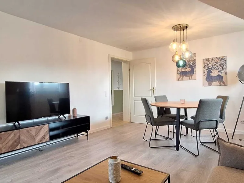 Vollmöblierte Wohnung mit Garten & Bergpanorama!