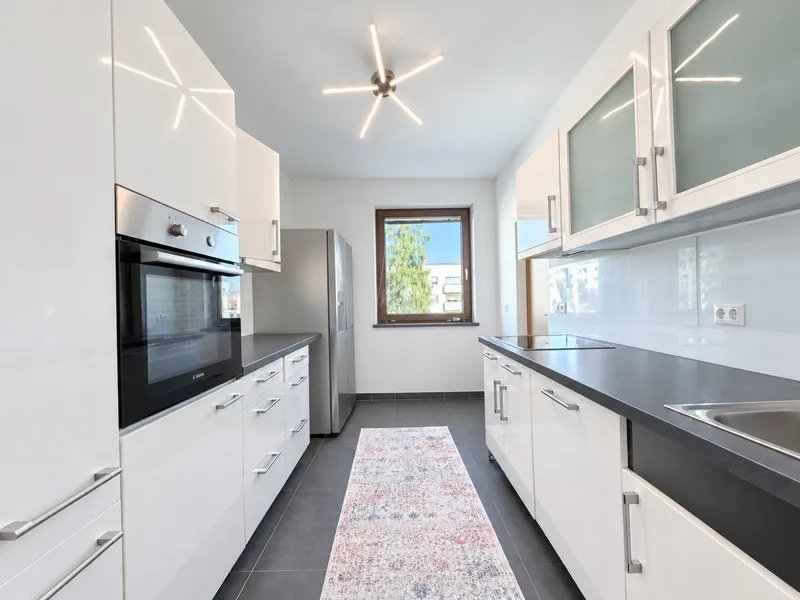Tolle 3 bis 4 Schlafzimmer-Wohnung in zentraler Lage von Völs!