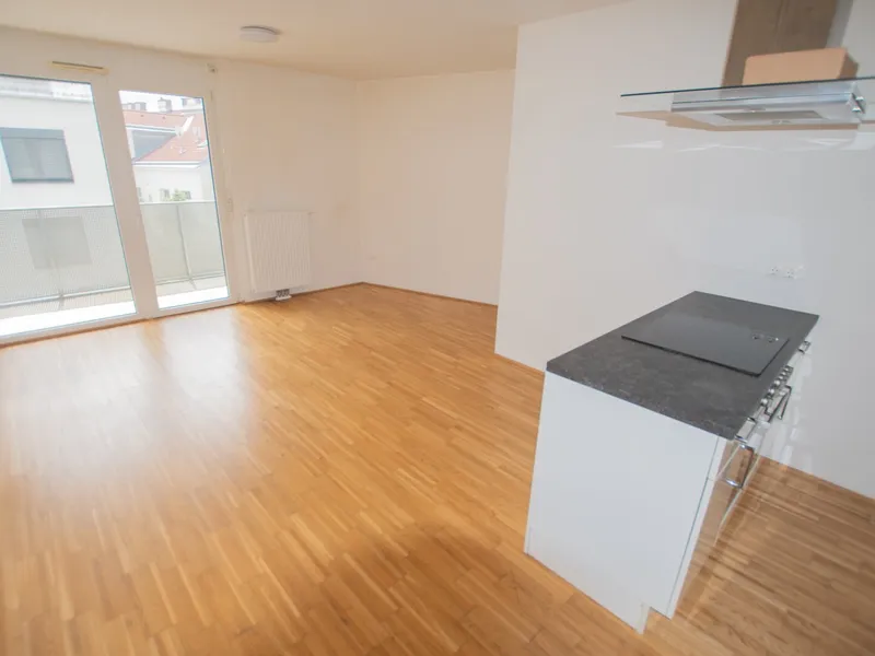2-Zimmer-Wohnung mit Loggia im 4. Stock nahe Denglerpark – sofort beziehbar