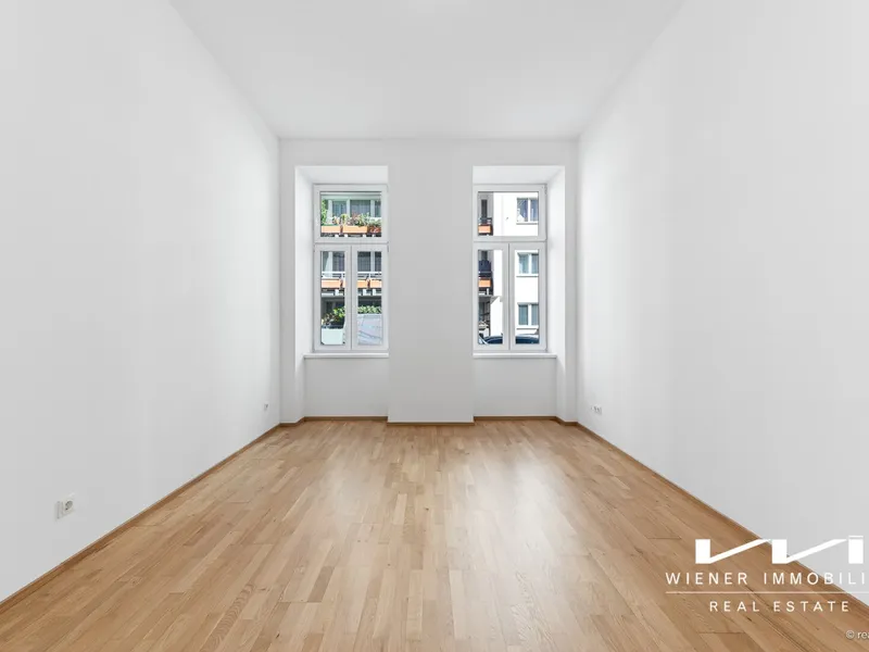 Vermietete 2 Zimmer Altbauwohnung im 4.OG