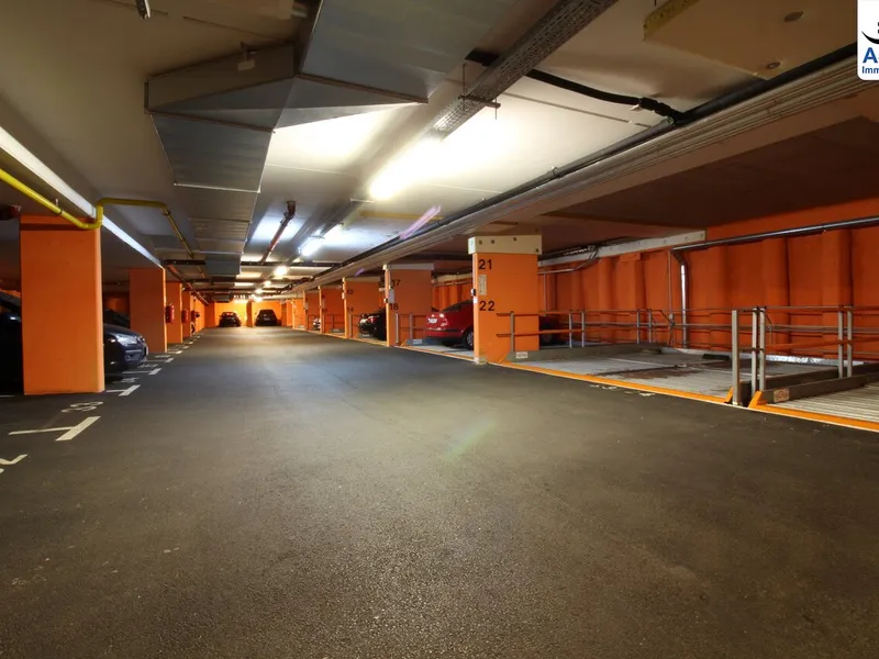 Zentrale Garagenplätze in der Zwinzstraße 1B/Adolf-Czettel-Gasse 6A (U3 Kendlerstraße)