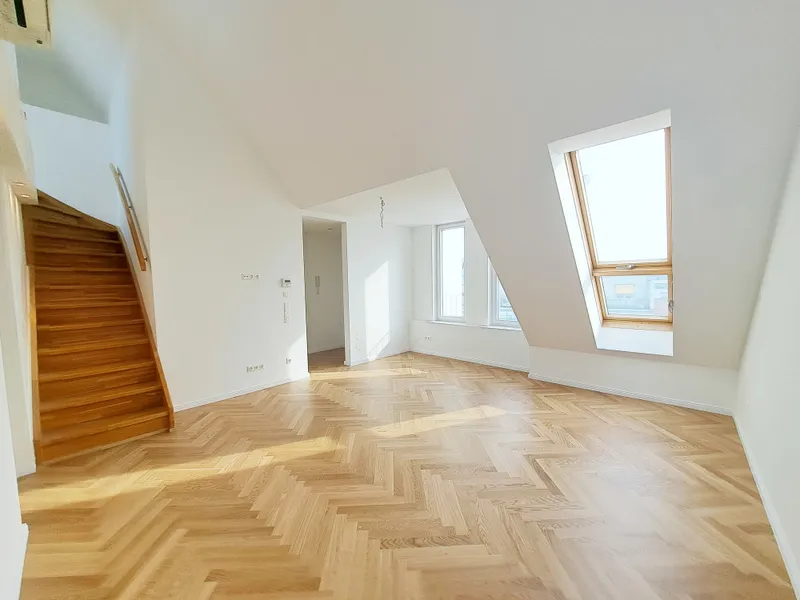 1150 Wien: 4 Zimmer-Dachgeschoß-Maisonettewohnung in U-Bahn-Nähe!