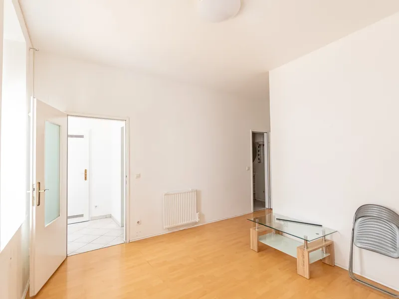 Sanierungsobjekt: 1-Zimmer-Wohnung I ca. 39 m² I nahe U3/U6 Westbahnhof