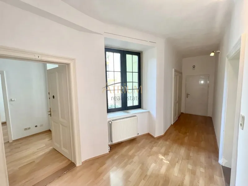 4-Zimmer Wohnung mit 2 Bädern, Einbauküche & Lift in 1050 Wien