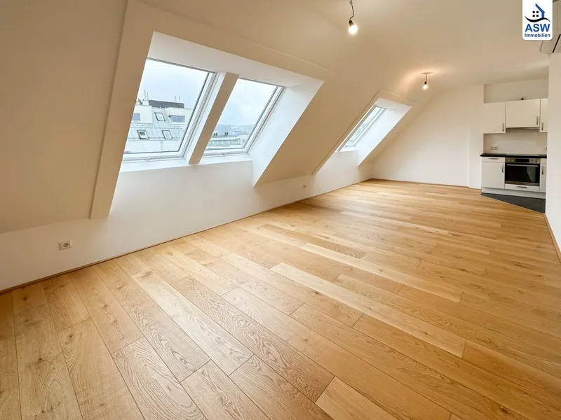 Für Anleger: Moderne klimatisierte 2-Zimmer-Dachgeschoßwohnung in U-Bahn-Nähe