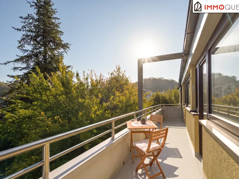 Wohnen im Grünen. Mitten in Salzburg mit Garage. - Helle 2-Zimmer-Wohnung mit großzügiger Loggia, Grünblick und eigener Garage in Riedenburg
