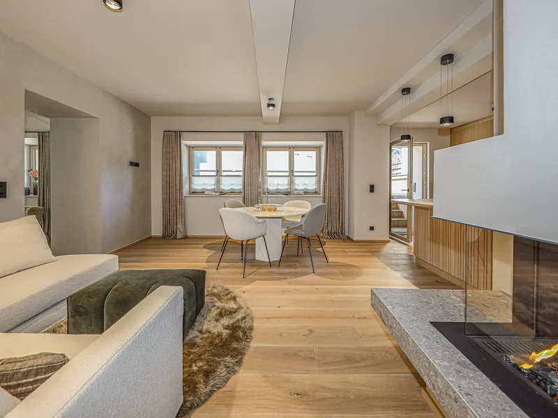 Exklusive Wohnung in historischem Stadthaus
