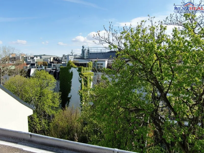 Schicker Rohdachboden mit Einreichplanung - Nahe Palais Schönborn