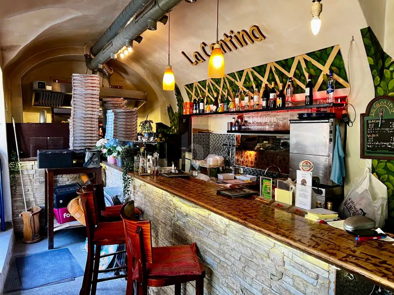 Preisreduktion! TOLLE INNENSTADT-LAGE MIT GUTER FREQUENZ UND KLEINER TERRASSE!