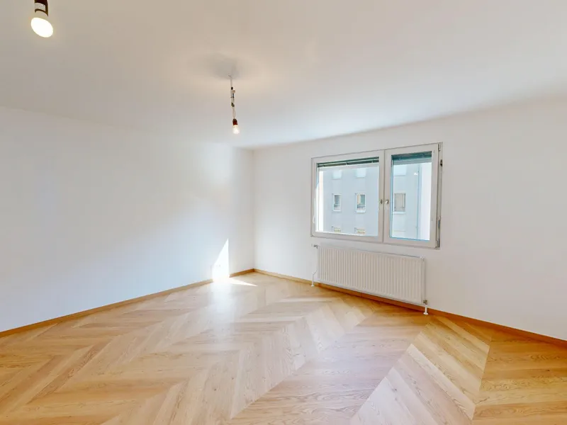 Stilvolle Wohnung im 6. Stock mit flexibler Raumgestaltung und U-Bahn-Anbindung - Für Eigennutzer oder Investoren mit ca. 4% Rendite