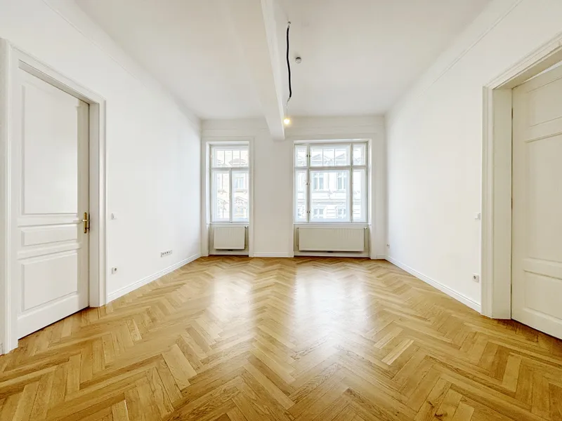 Zwischen Tradition & Moderne – Ihr neues Zuhause im Stilaltbau mit DG-Ausbau