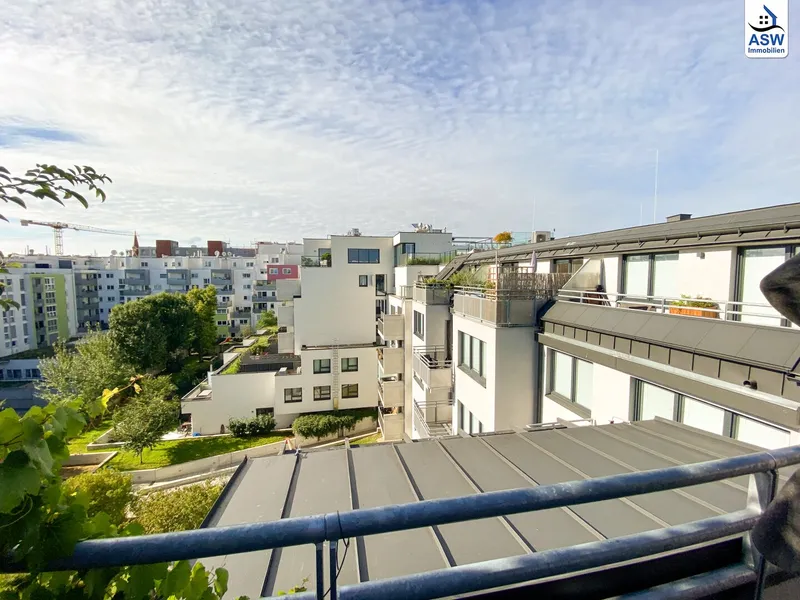Top Anlegerwohnung!! Tolle 2-Zimmer-Dachgeschoßwohnung mit Terrasse in U-Bahn-Nähe (befristet vermietet)