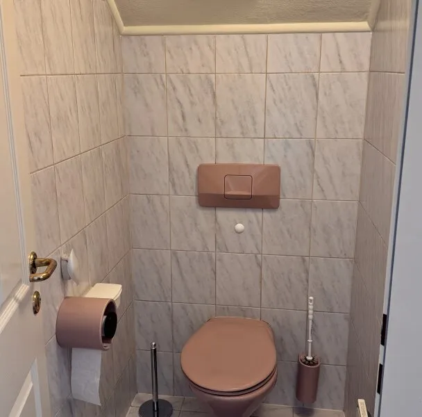 Einfamilienhaus mit Garage, Carport, Pool und Sauna in Bad Fischau-Brunn
