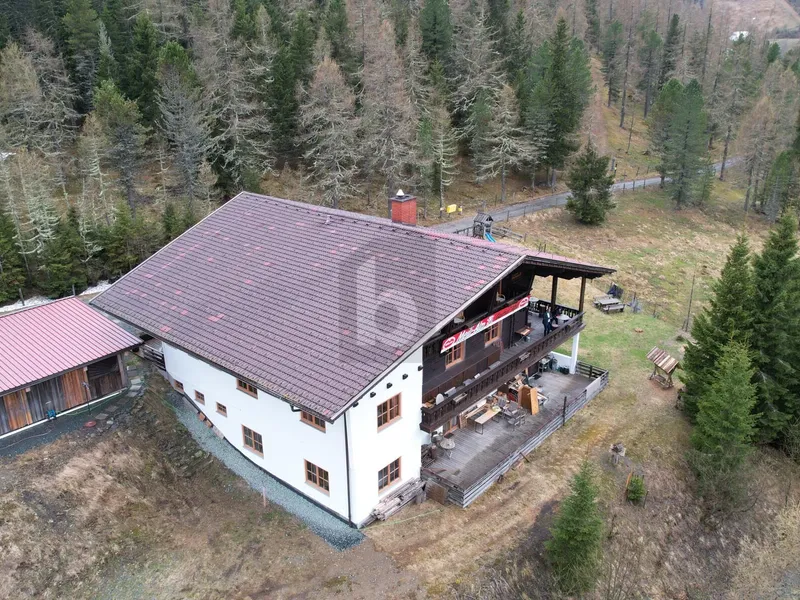 GASTHAUS/PENSION DIREKT NEBEN DER PISTE 