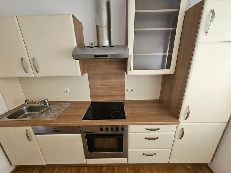 Barrierefreie zugängige 2 - Zimmerwohnung mit großem Balkon und Tiefgaragenplatz in beliebter Wohngegend 