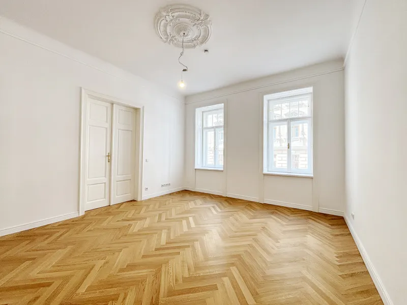 Zwischen Tradition & Moderne – Ihr neues Zuhause im Stilaltbau mit DG-Ausbau